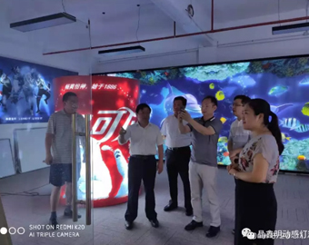 LED动感灯箱的制造过程