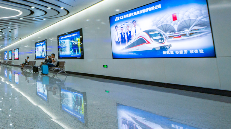 公交候车亭动感灯箱设计注意事项