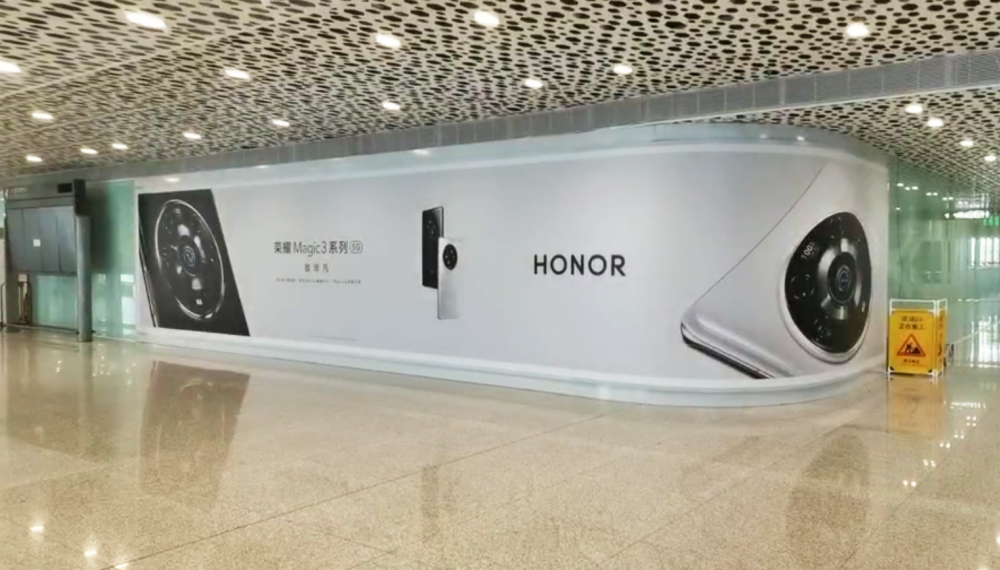 如何使用餐饮LED动感灯箱来吸引更多顾客？