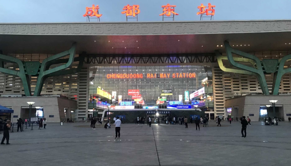 详细讲解动感灯箱的结构